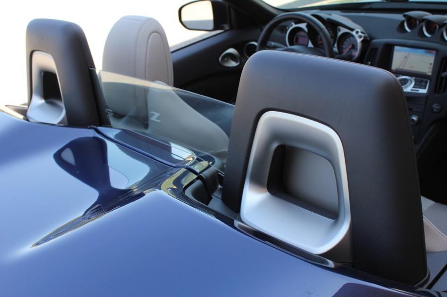  Nissan 370Z Roadster 2013 года  (фото 3 из 20)